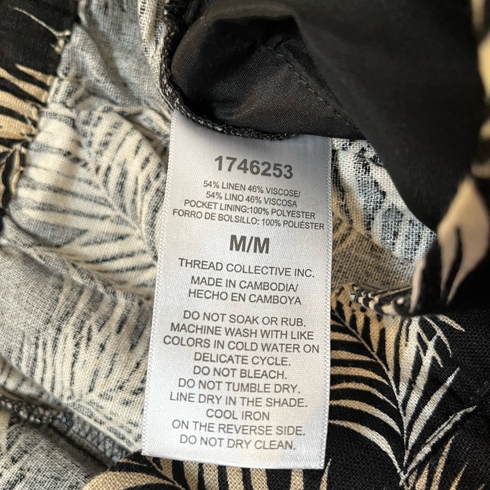 Ellen Tracy Monochrome Leaf Pattern Skort. Size M - image 6